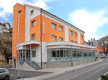 Hotel Bela Krajina Метлика Екстериор снимка